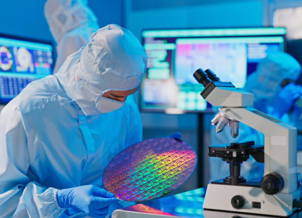 Nanotech y salas limpias de semiconductores