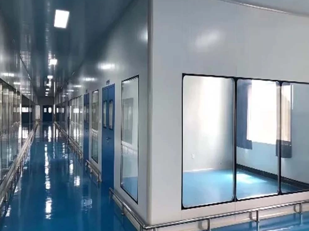 ¿Cómo se usan las habitaciones limpias en biotecnología y investigación farmacéutica?